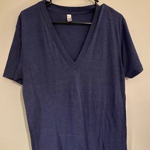 Men’s M American Apparel heather navy v neck tee